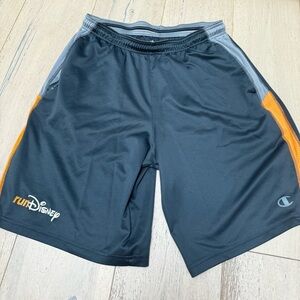 Men’s champion Star Wars Disney run Disney shorts size large worn once